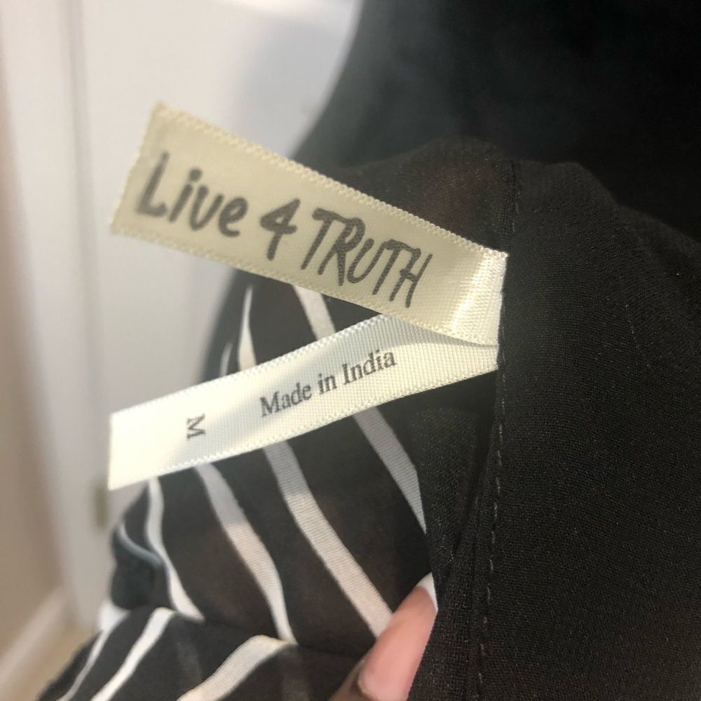 Live 4 Truth black and white sleeveless sheer top - Picture 5 of 7